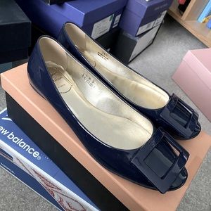 Roger vivier flats